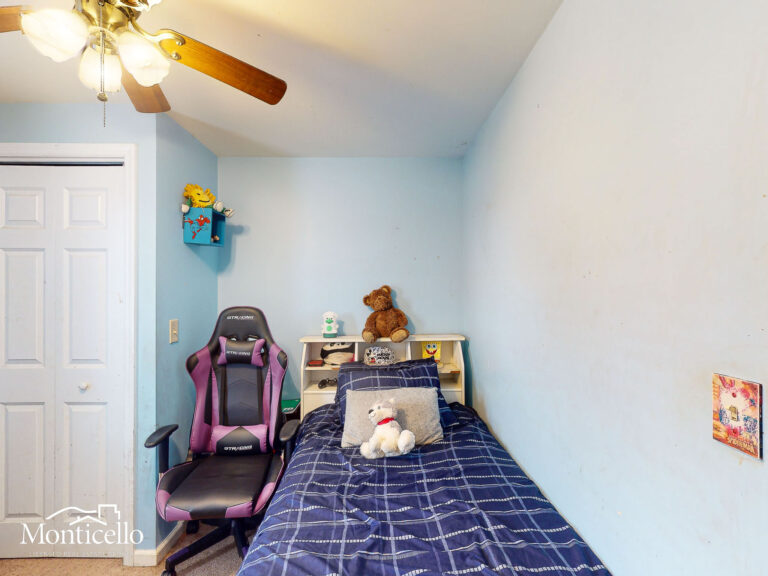 GUEST BEDROOM 2-1