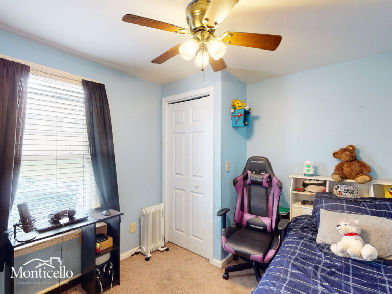 GUEST BEDROOM 2-2