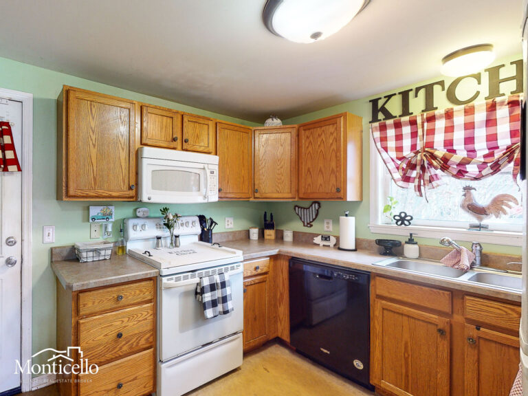 KITCHEN-1