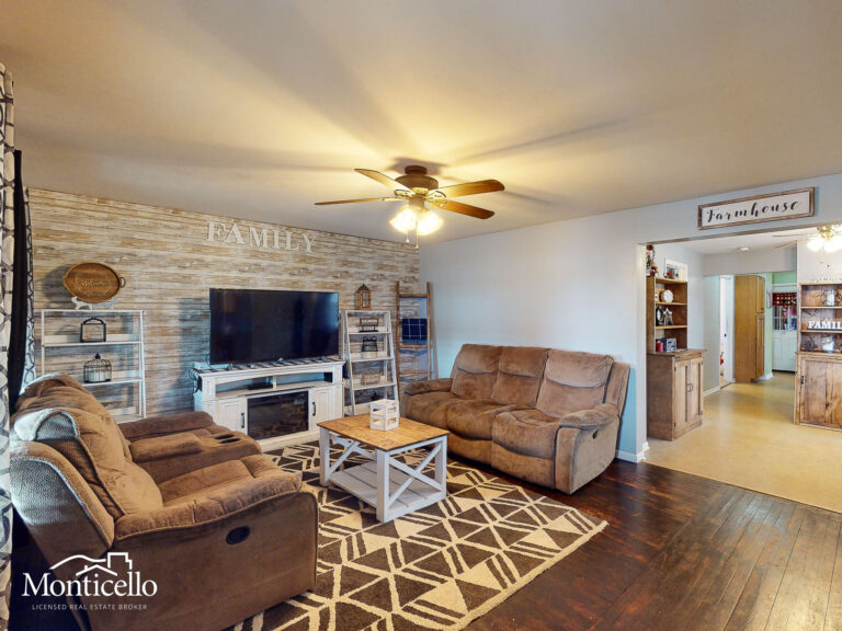 LIVING ROOM-1